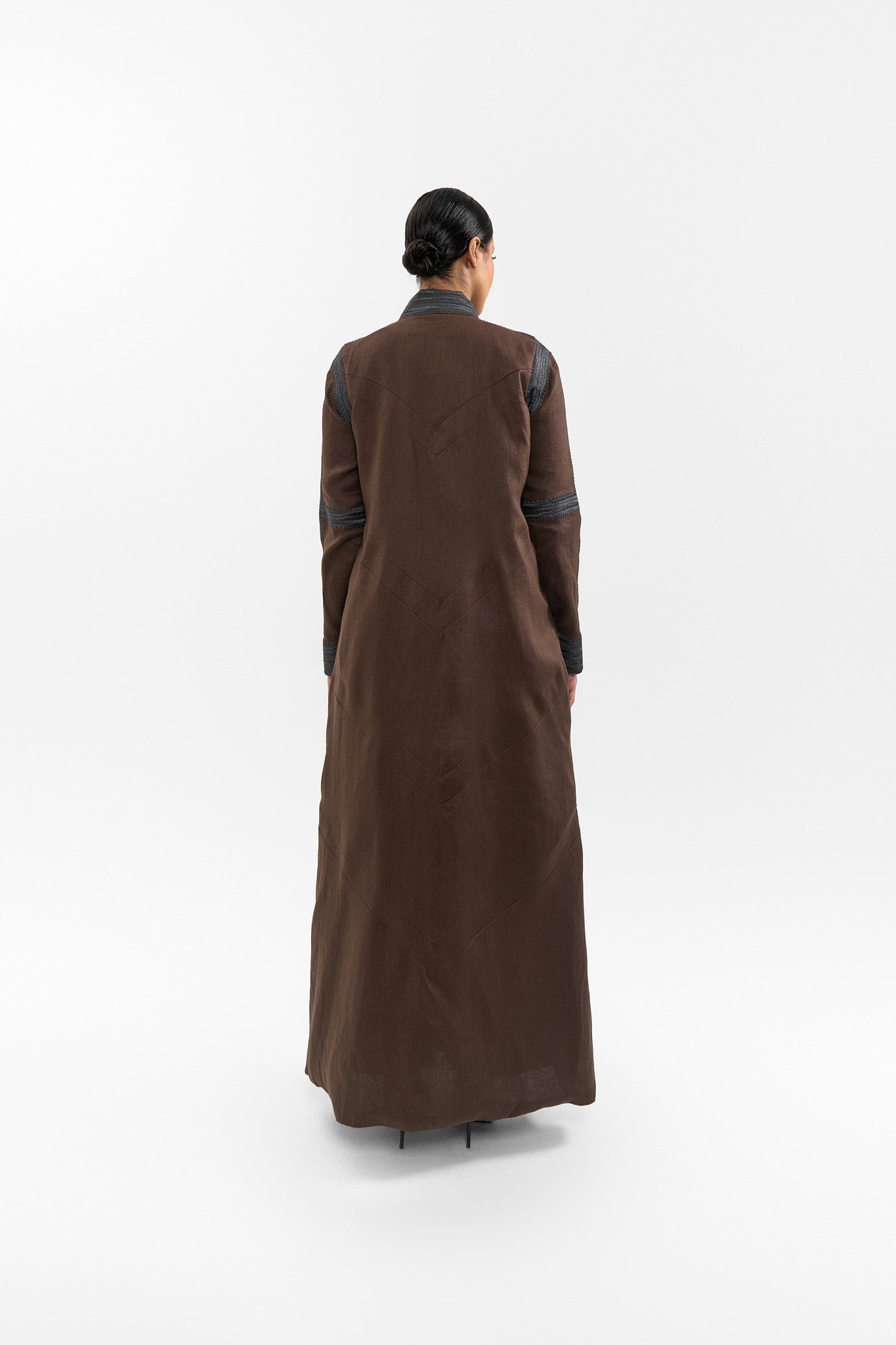E21 brown