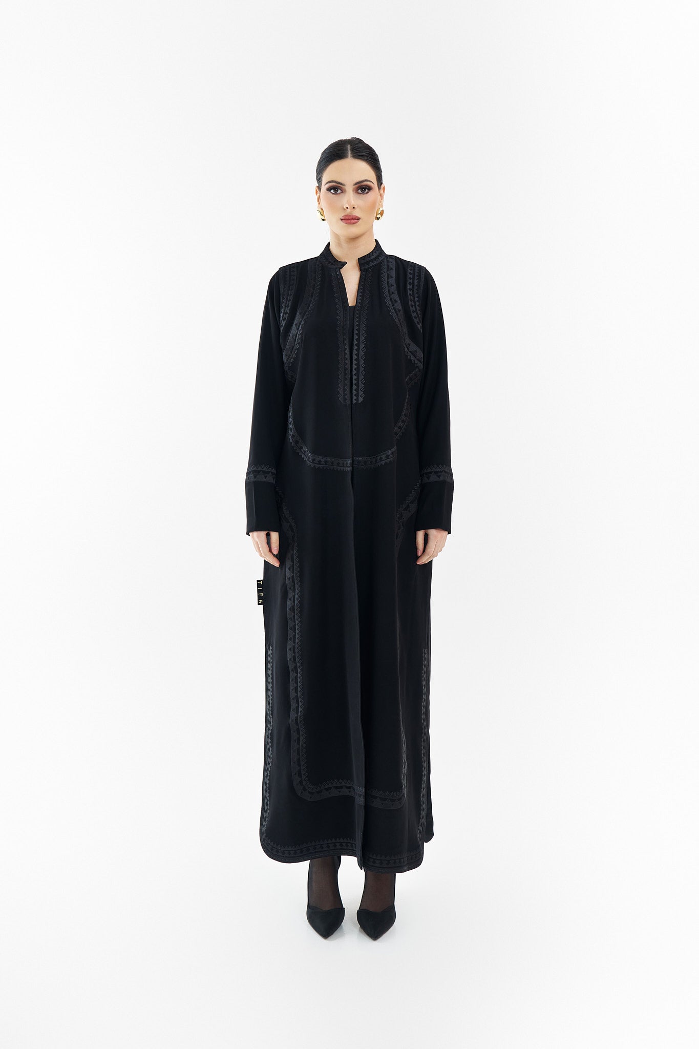 #013 black
