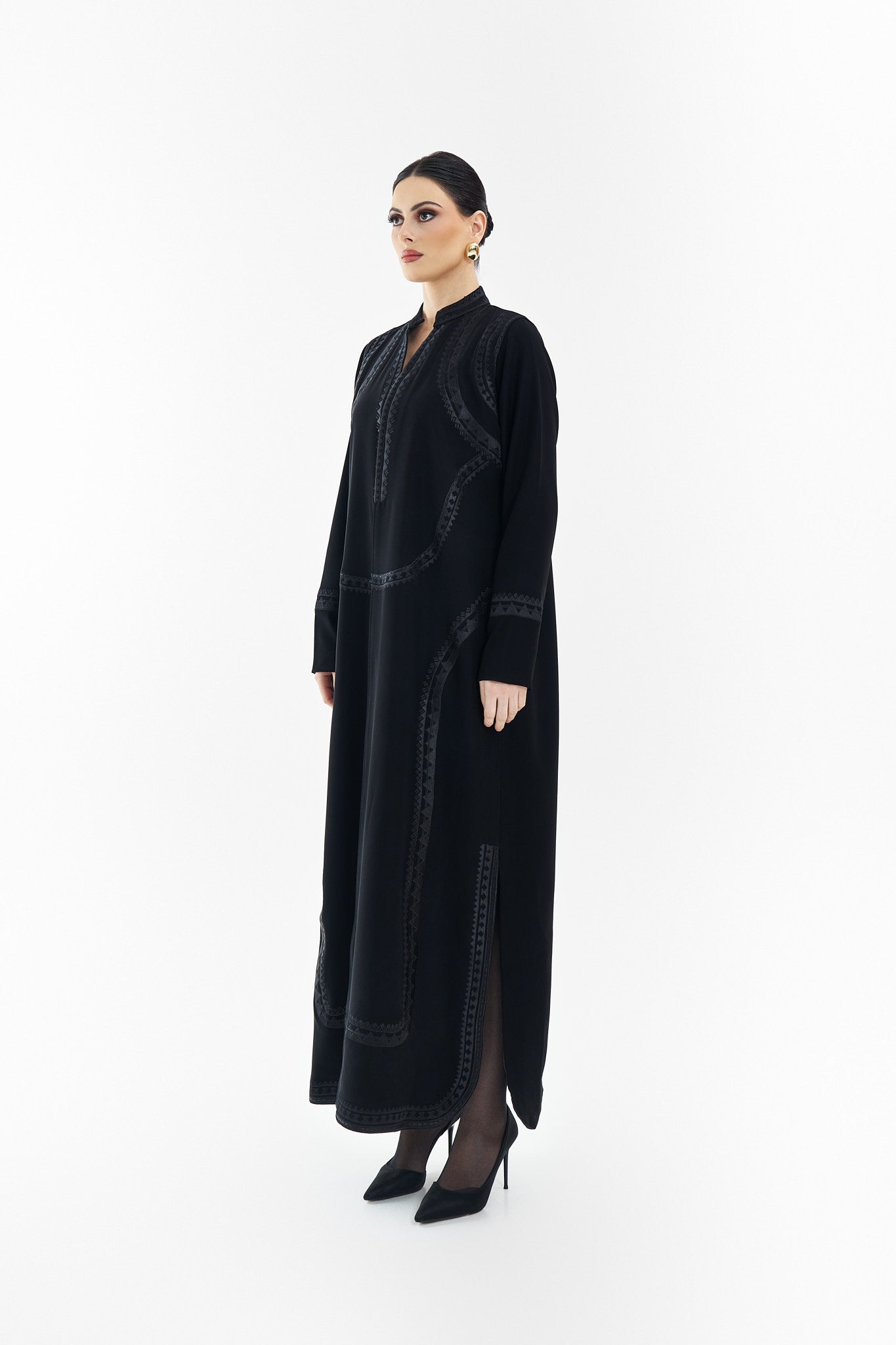 #013 black