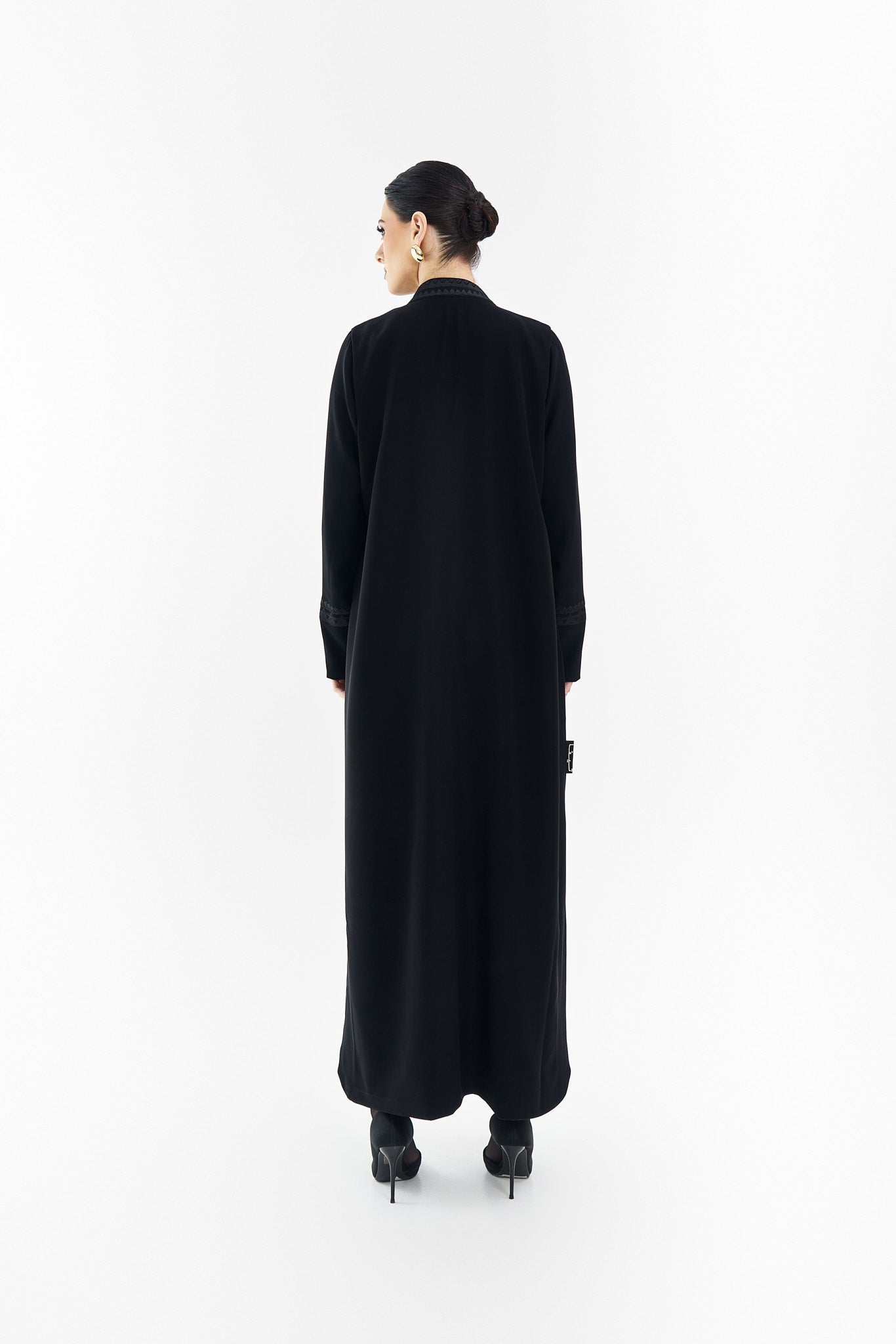 #013 black