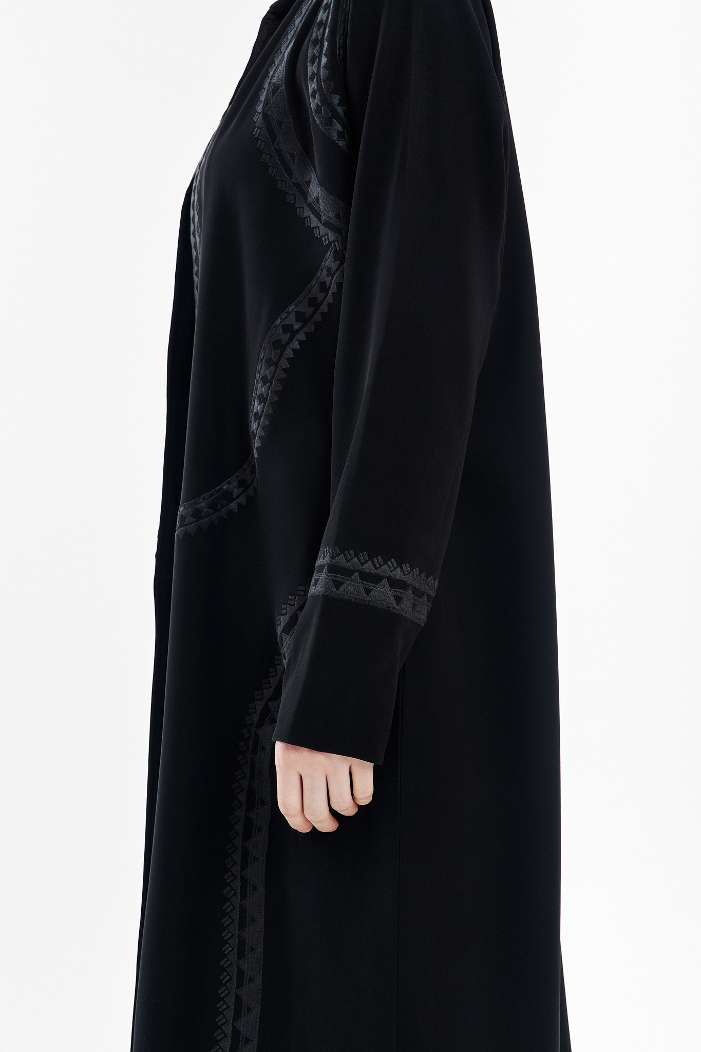 #013 black