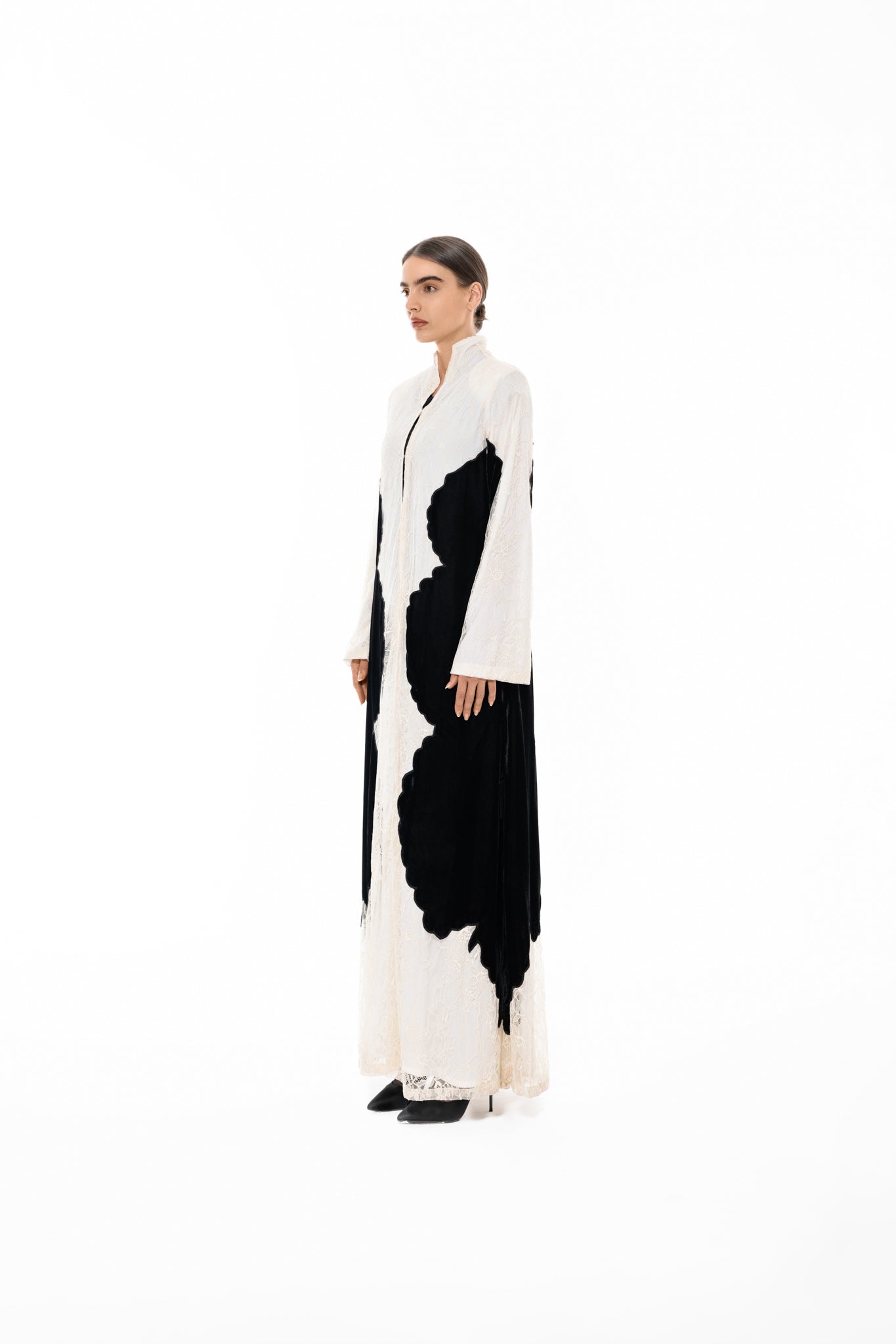 F005 white