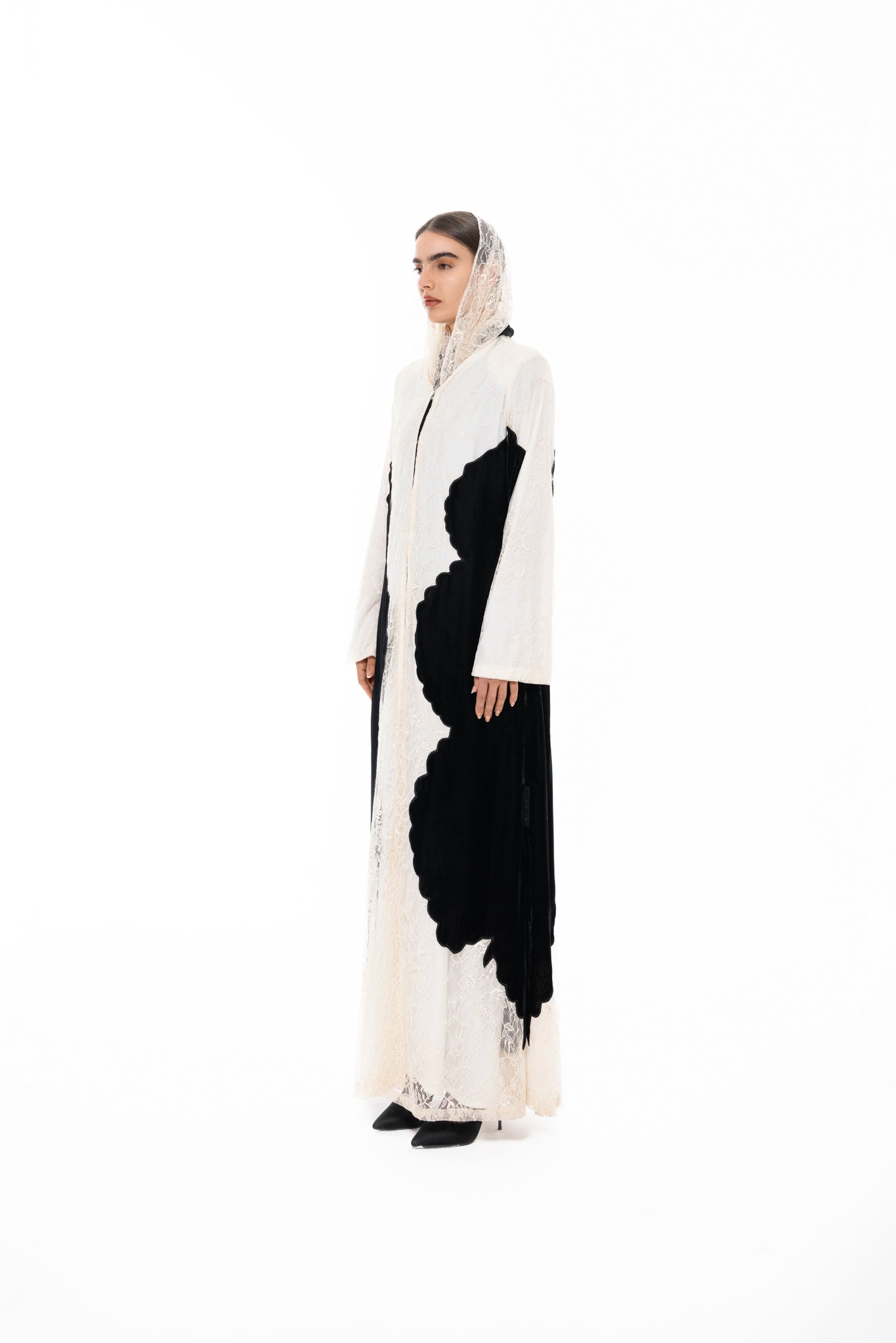F005 white