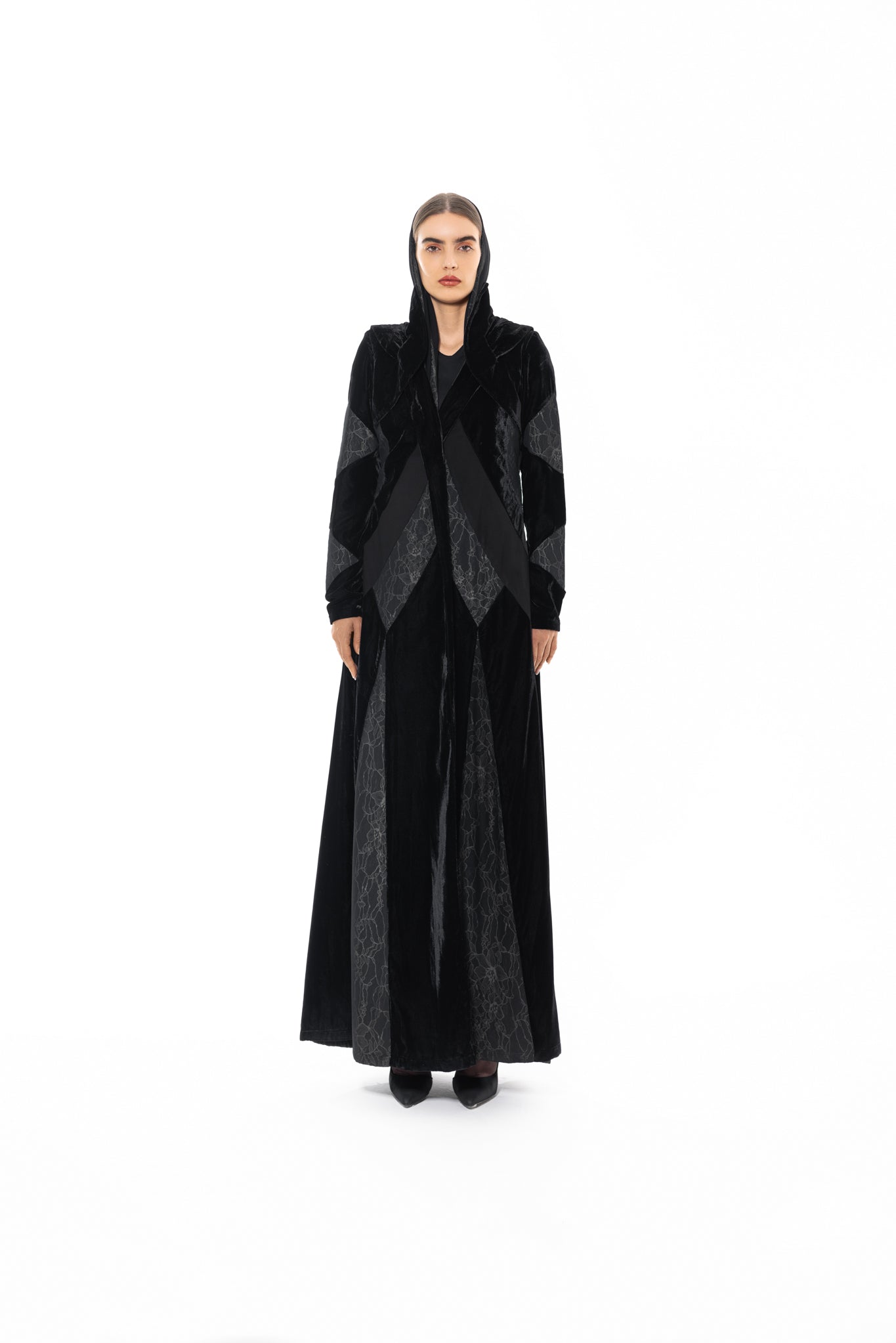 F008 black
