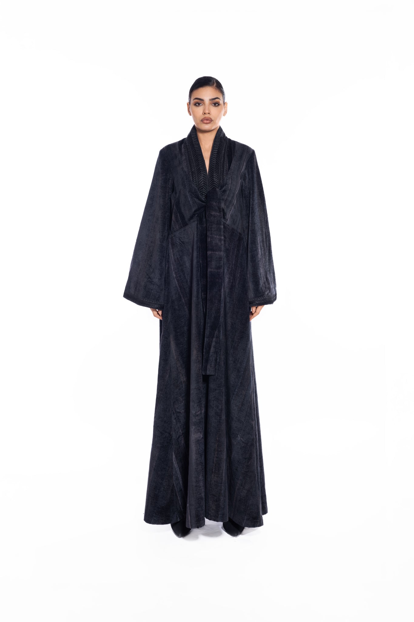 F028 Black