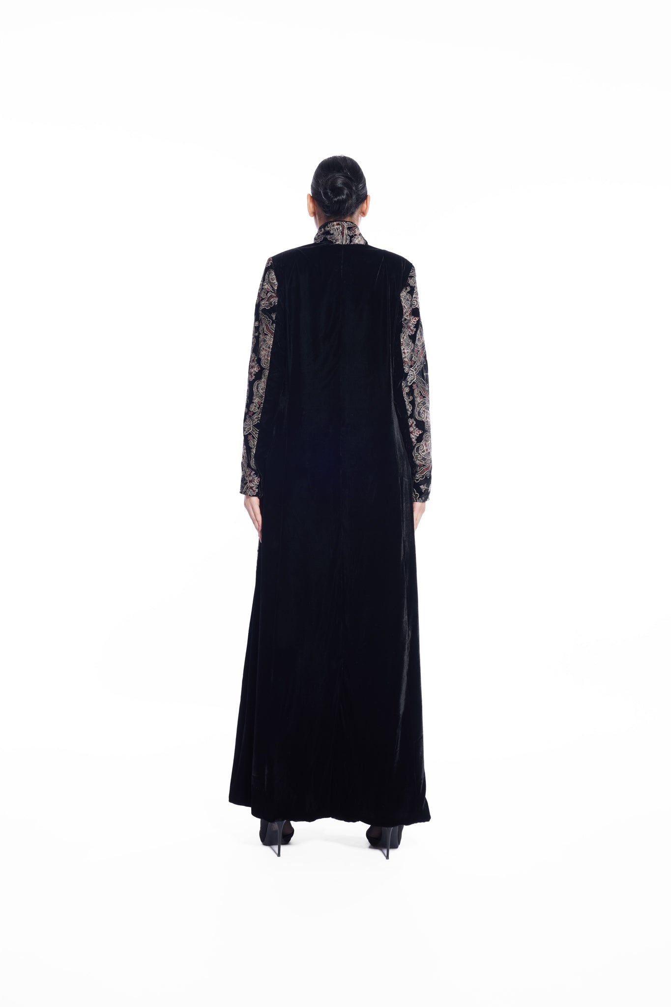 T061 black