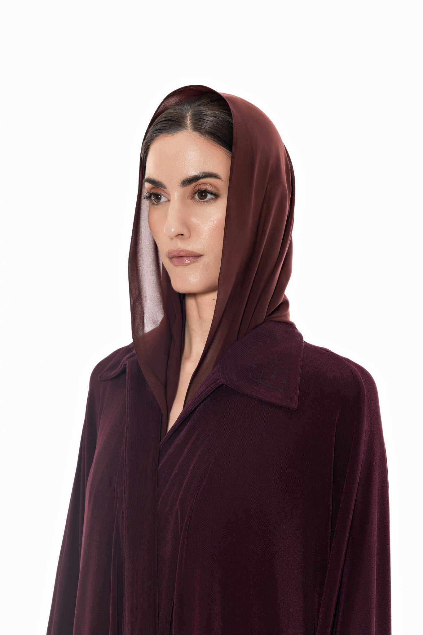 Maroon pearl T