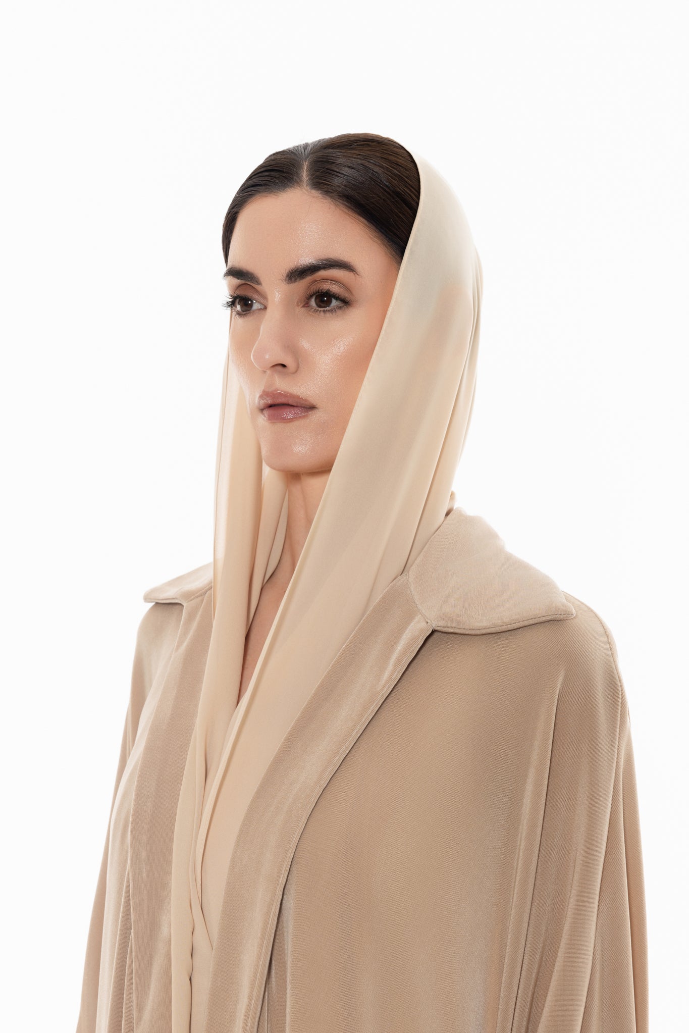 Beige pearl B